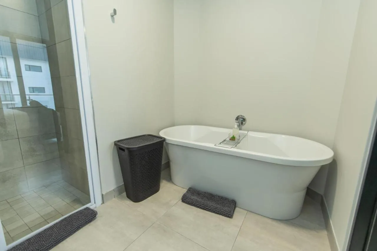 Bella Breeze 2 Bedroom Apartment Port Elizabeth 0*,  South Africa